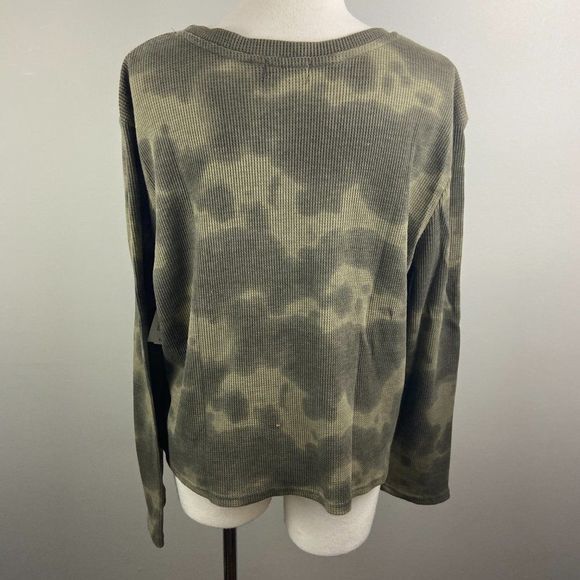 NWT RDI Green Camo Waffle Crew Neck Long Sleeve Cropped Shirt (XL) - Picture 5 of 8
